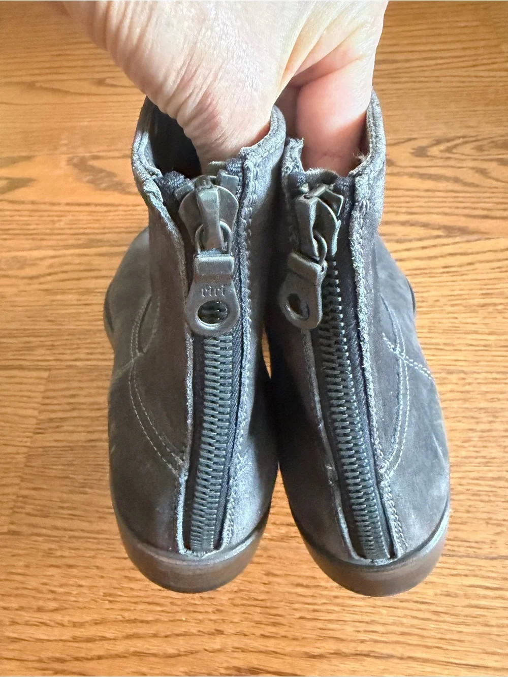 Men's Suede Chelsea Ankle Boots in Charcoal